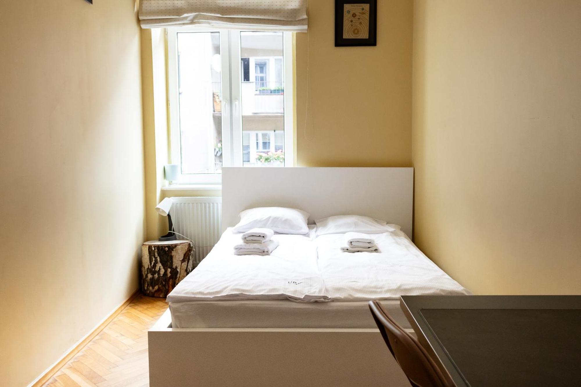 Homely 4 Bedroom Apartment - Old Town - By Upstairs Krakow Luaran gambar