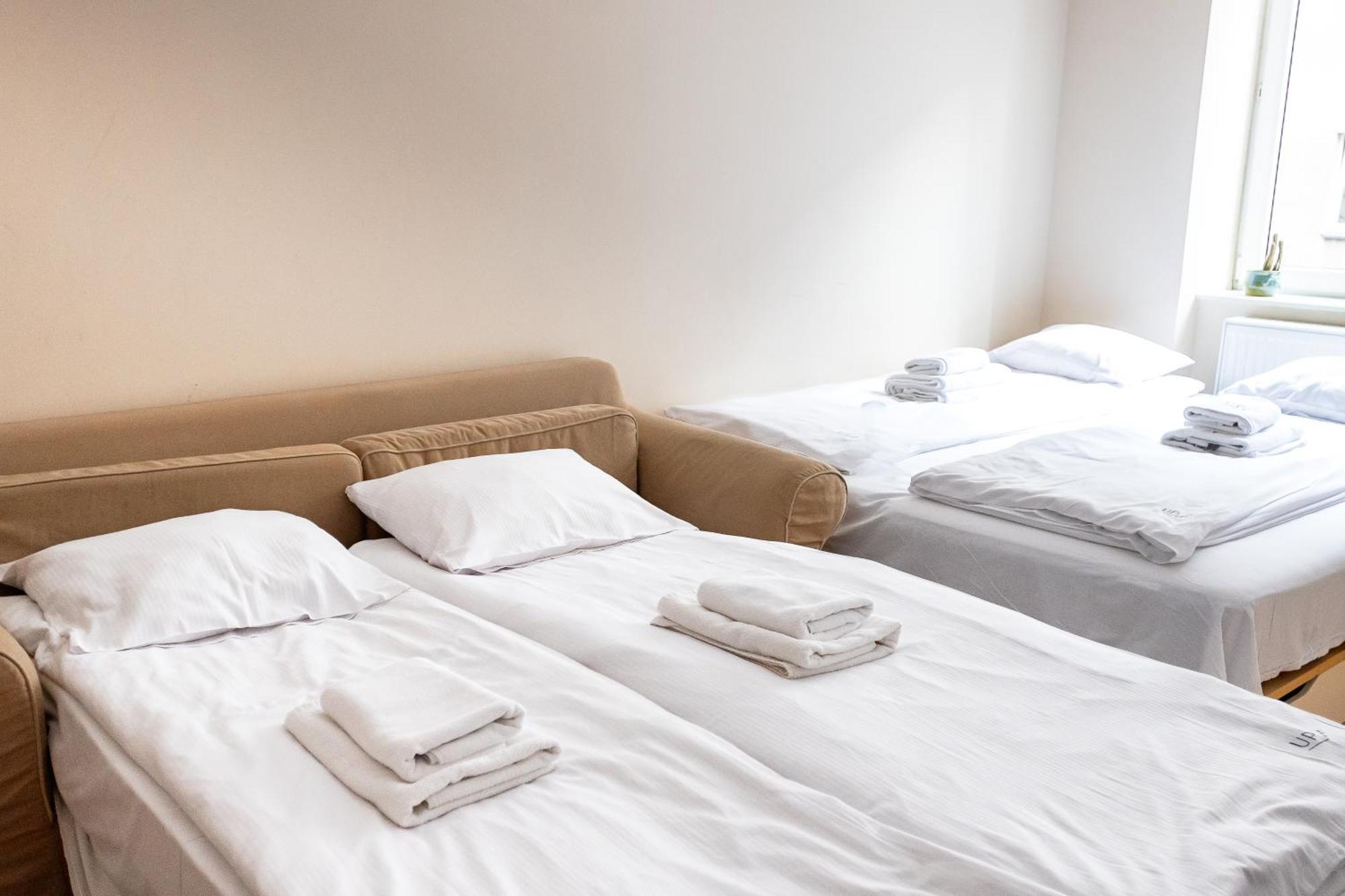 Homely 4 Bedroom Apartment - Old Town - By Upstairs Krakow Luaran gambar